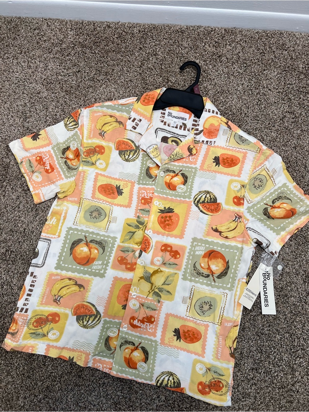 No Boundaries men’s Short-Sleeve Fruit Print Shirt - Orange & Yellow